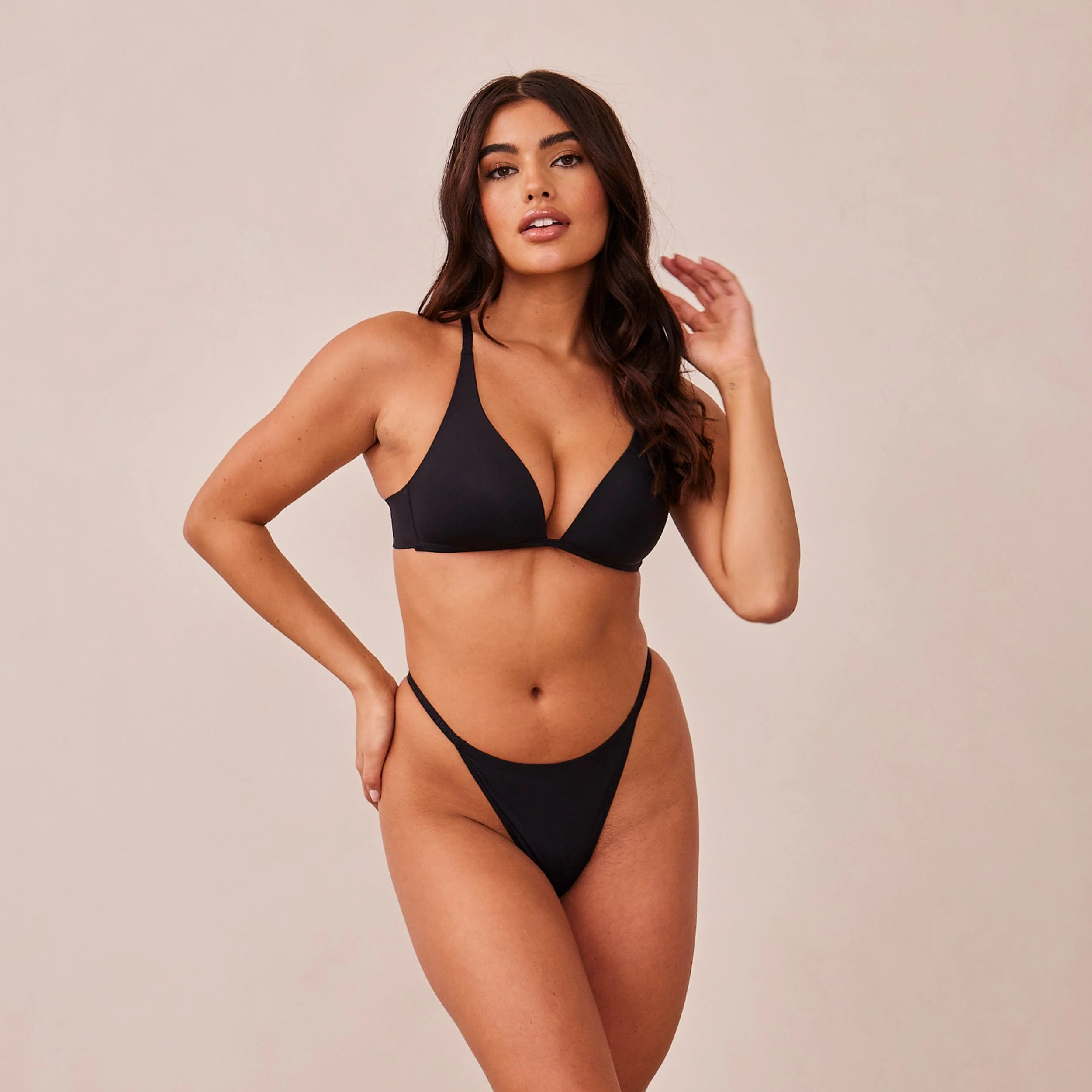 Light Non-Wired Plunge T-Shirt Bra - Black